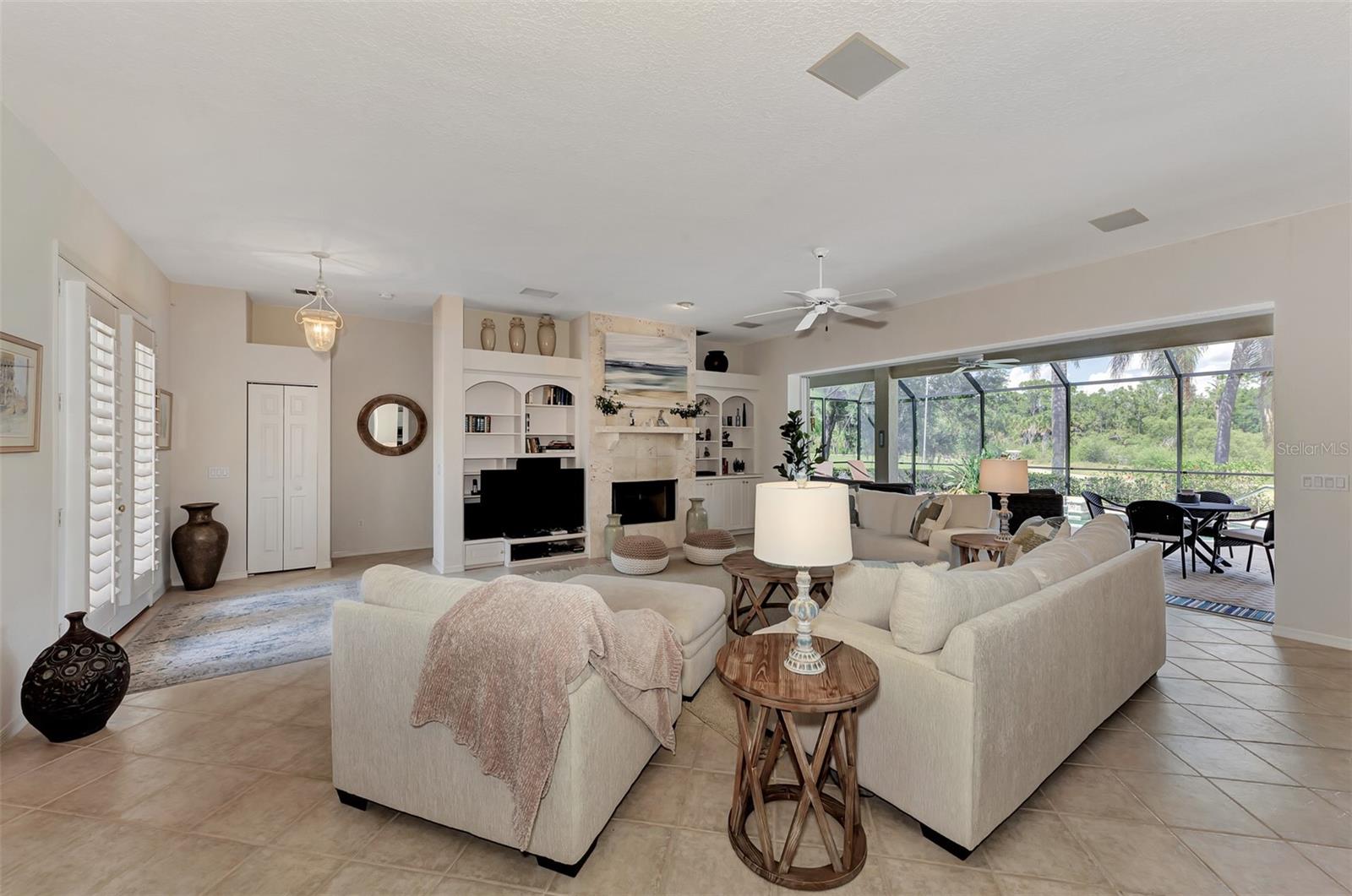 VENICE GOLF & COUNTRY CLUB - Residential Lease