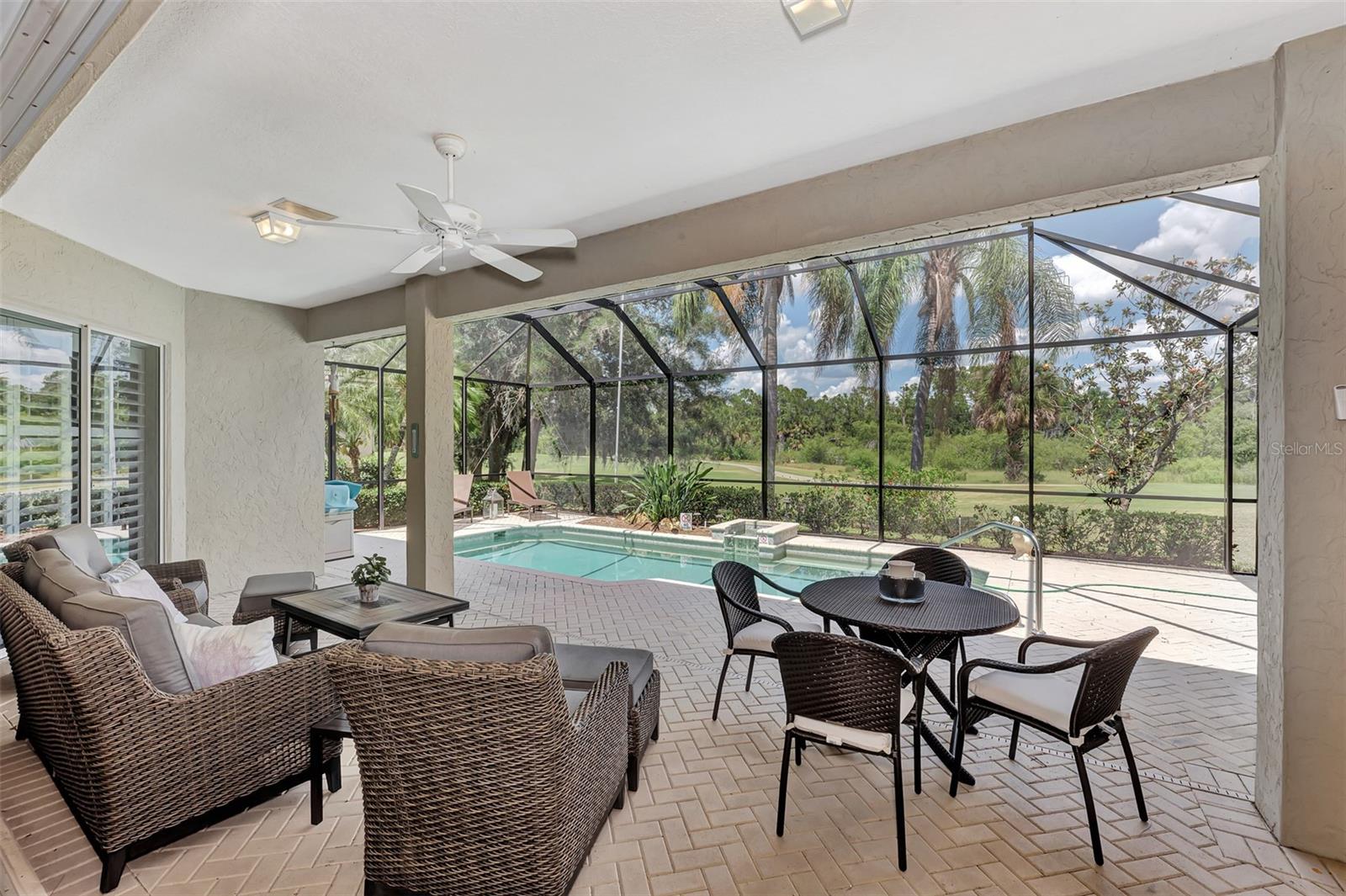 VENICE GOLF & COUNTRY CLUB - Residential Lease