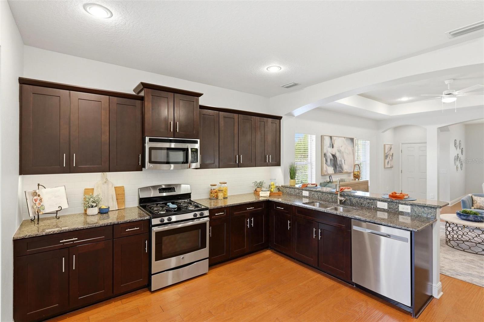 GRAND PALM PHASE 1A - Residential