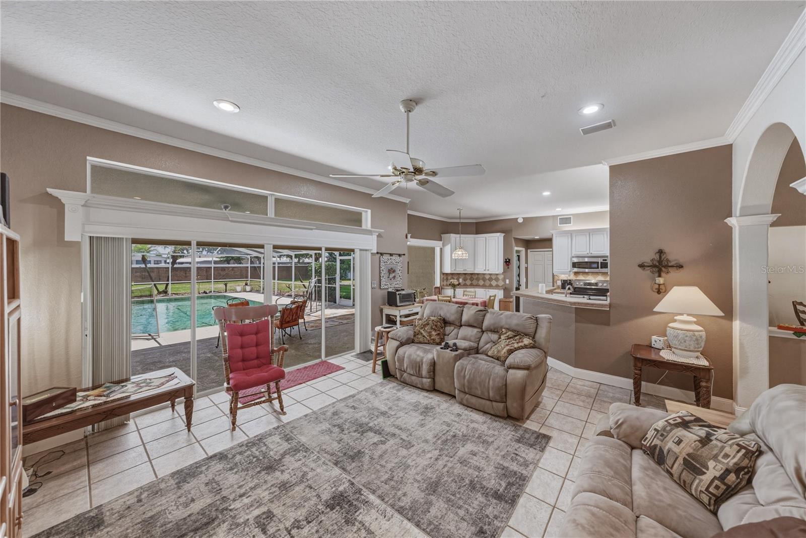 ELOISE POINTE ESTATES - Residential