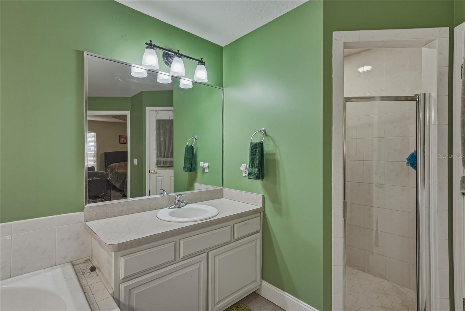 ELOISE POINTE ESTATES - Residential