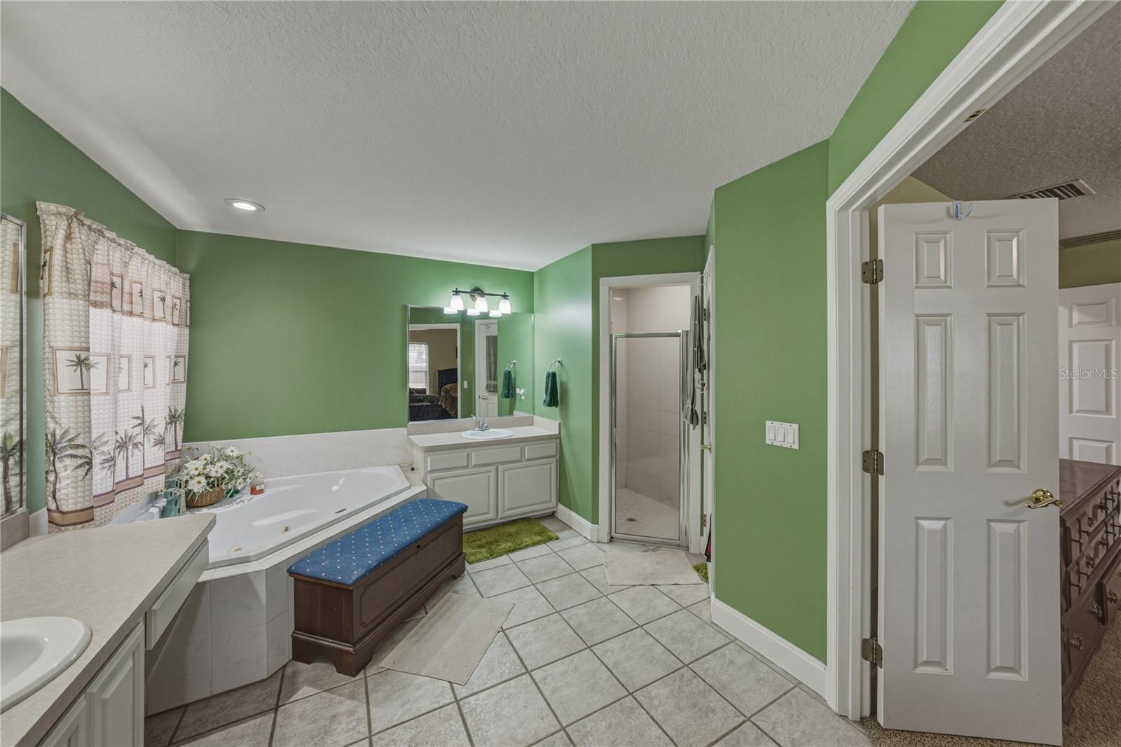 ELOISE POINTE ESTATES - Residential