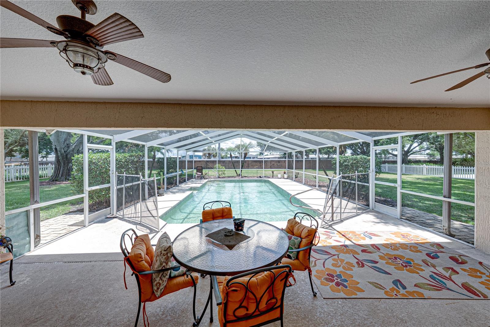 ELOISE POINTE ESTATES - Residential