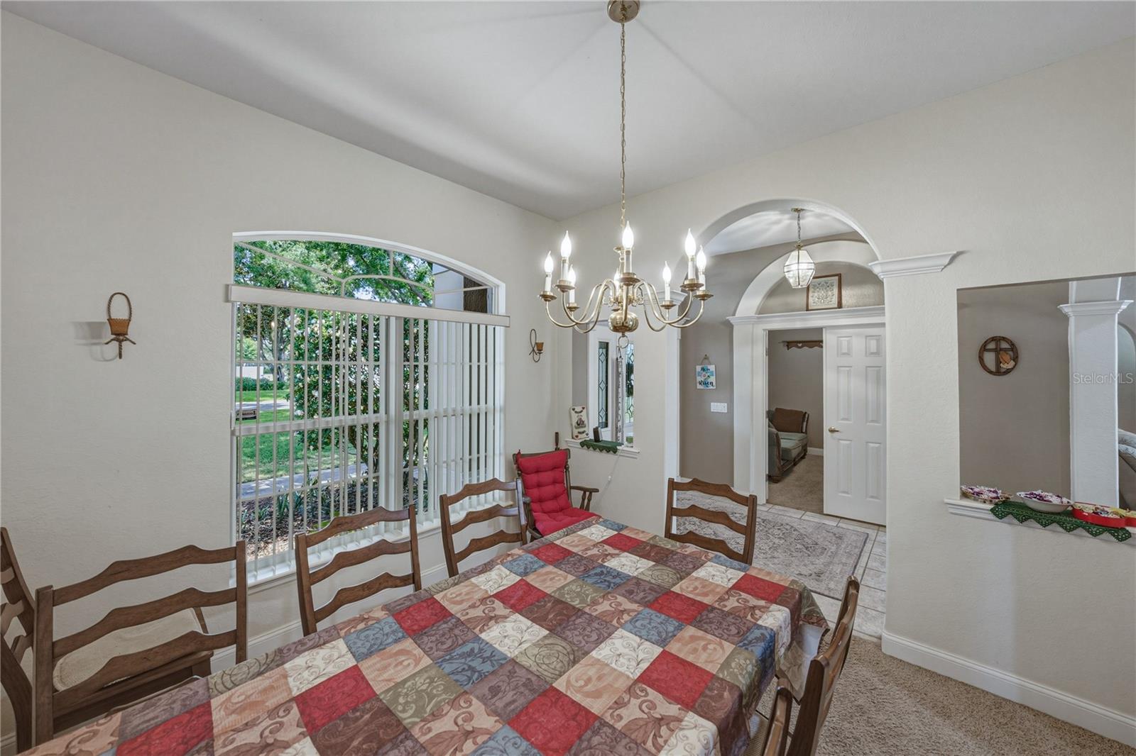 ELOISE POINTE ESTATES - Residential