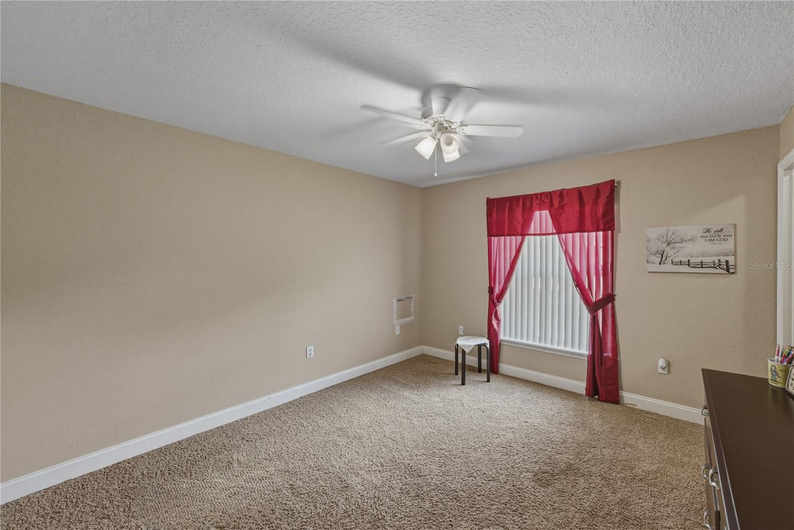 ELOISE POINTE ESTATES - Residential