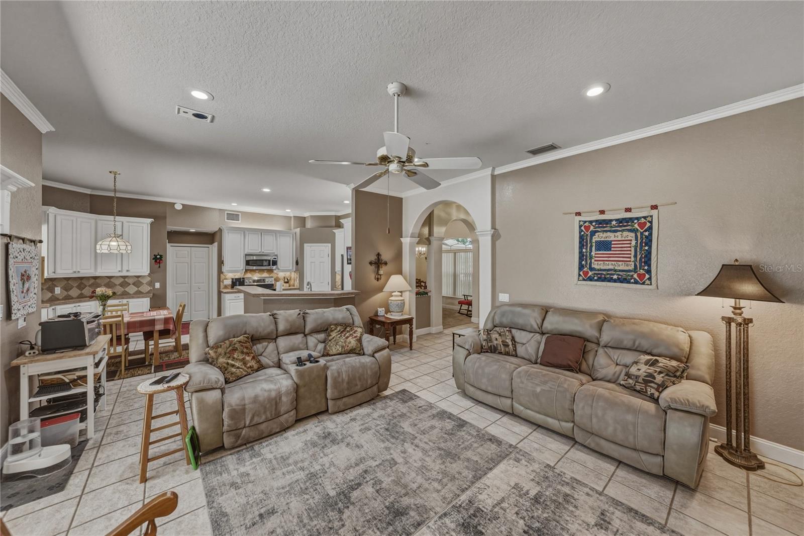 ELOISE POINTE ESTATES - Residential