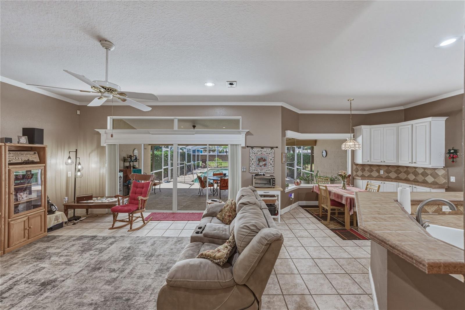 ELOISE POINTE ESTATES - Residential
