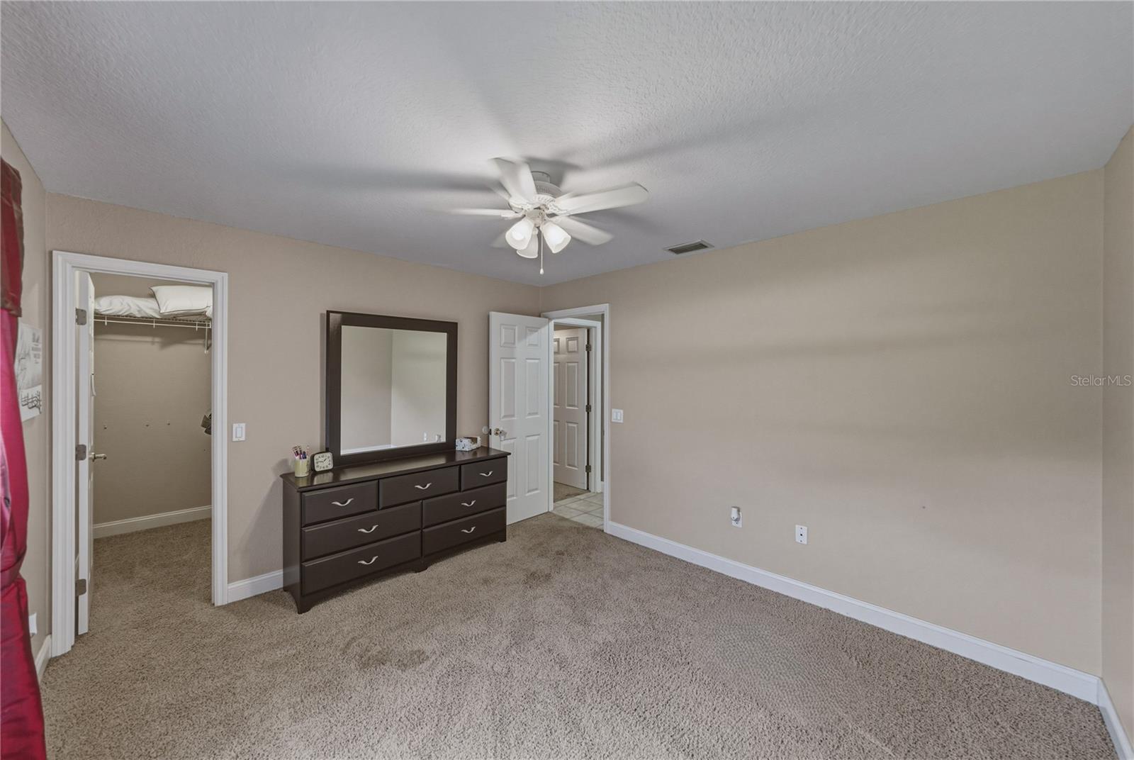 ELOISE POINTE ESTATES - Residential