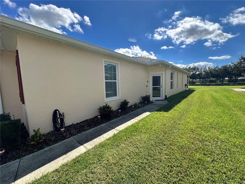 Photo of 26942 White Plains Way, Leesburg, FL 34748 (MLS # O6447598)