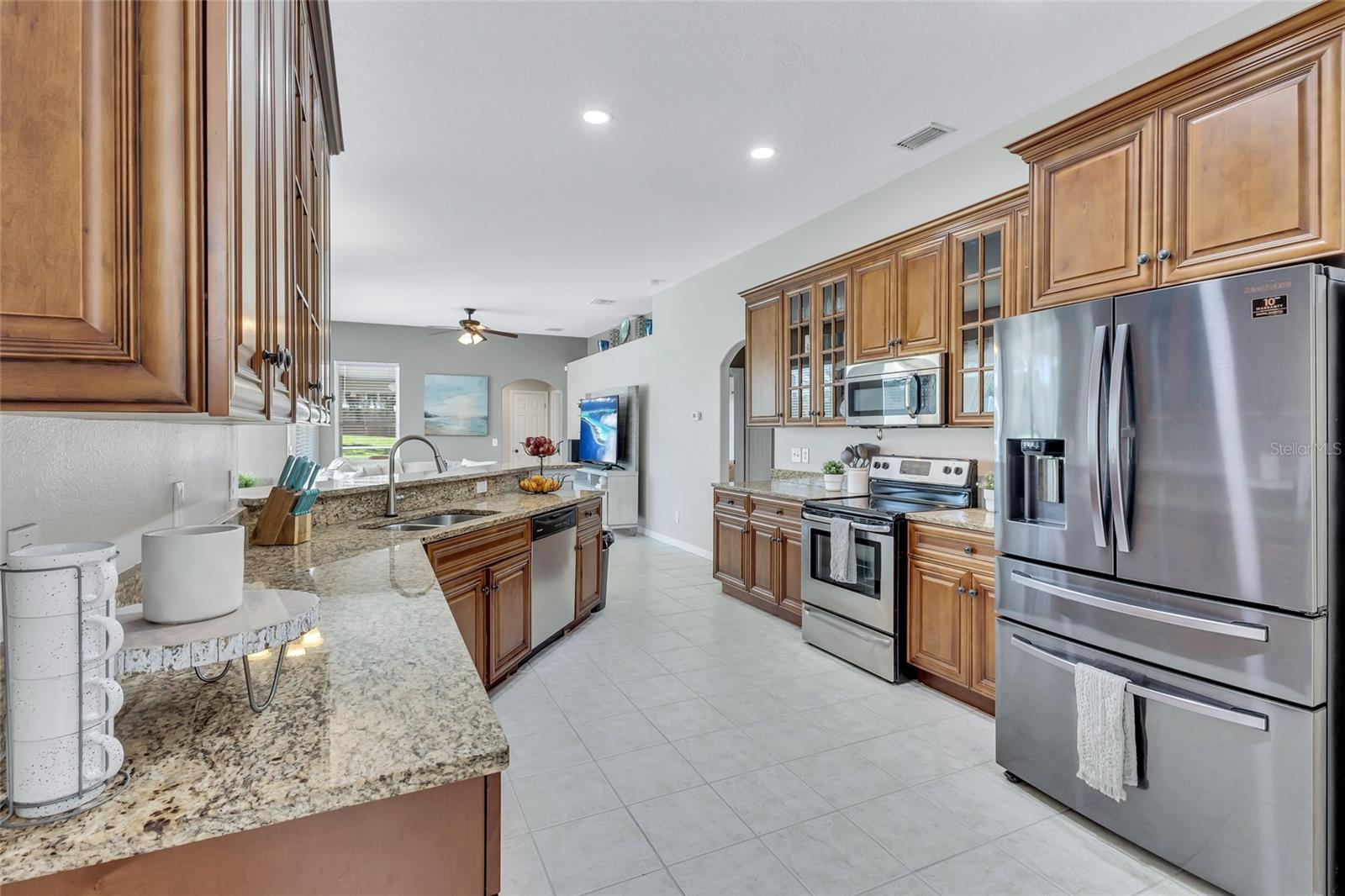 805 WOODCARVER LANE