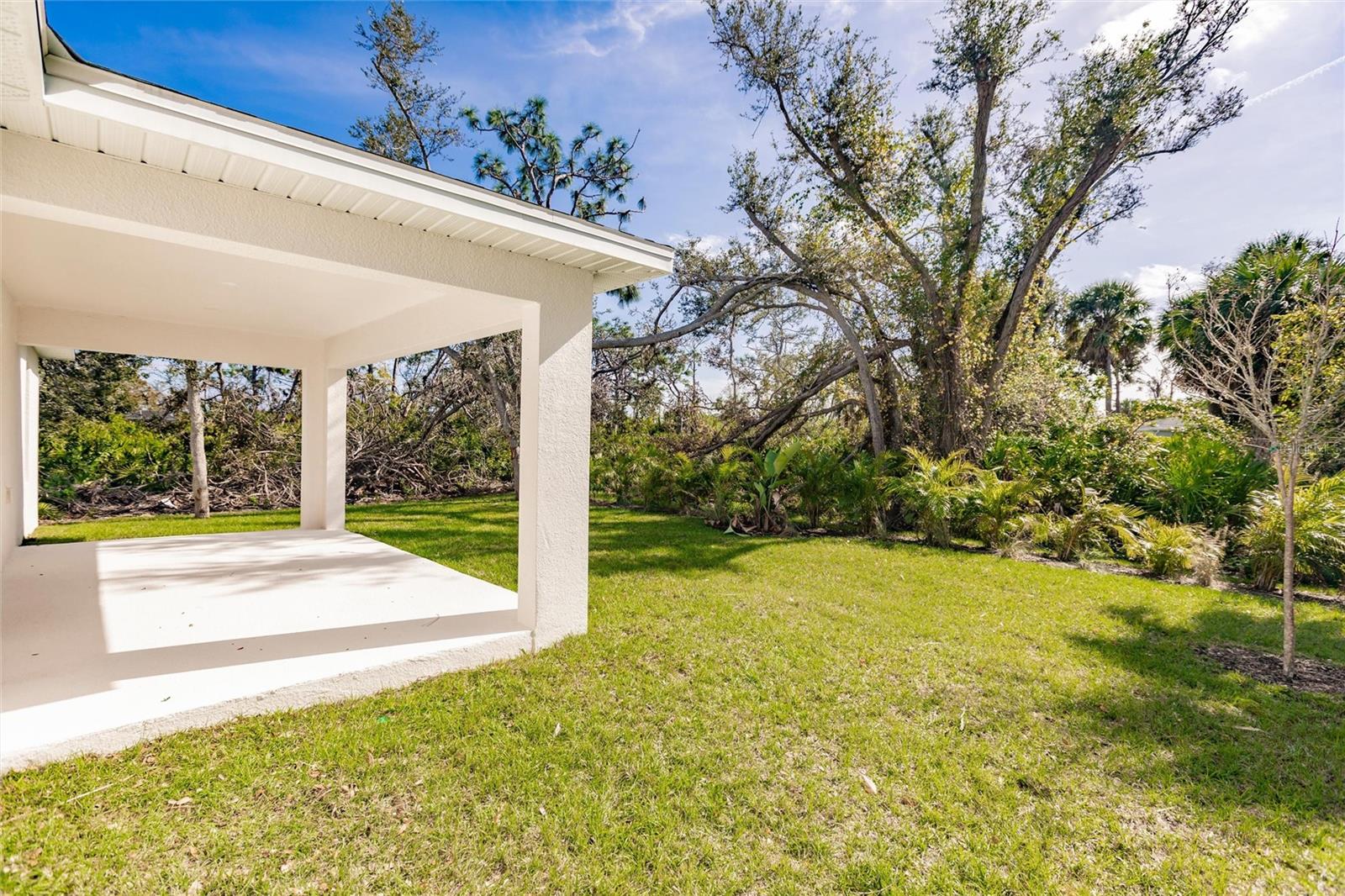 ROTONDA LAKES - Residential