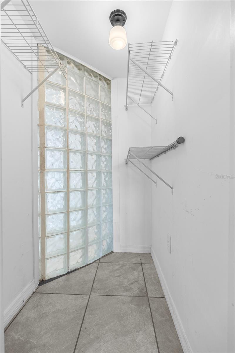 THE ISLANDS-MARTINIQUE CONDO - Residential Lease