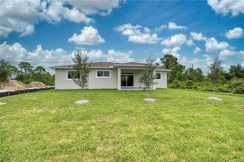 A home in PORT CHARLOTTE