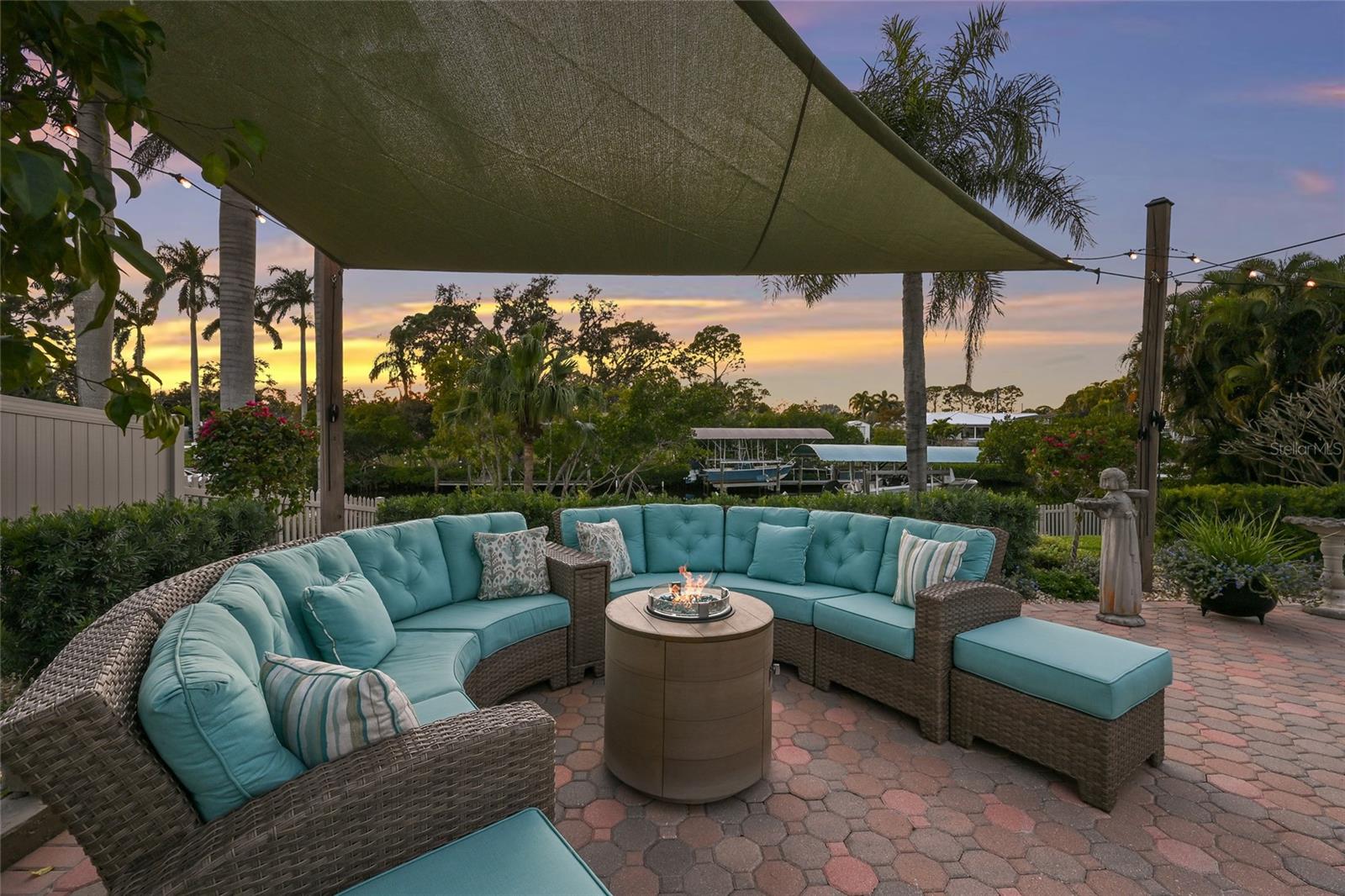 BELAIR BAYOU - Residential