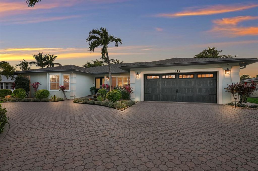 Photo of 312 64th Street Court NW, Bradenton, FL 34209 (MLS # A4679868)