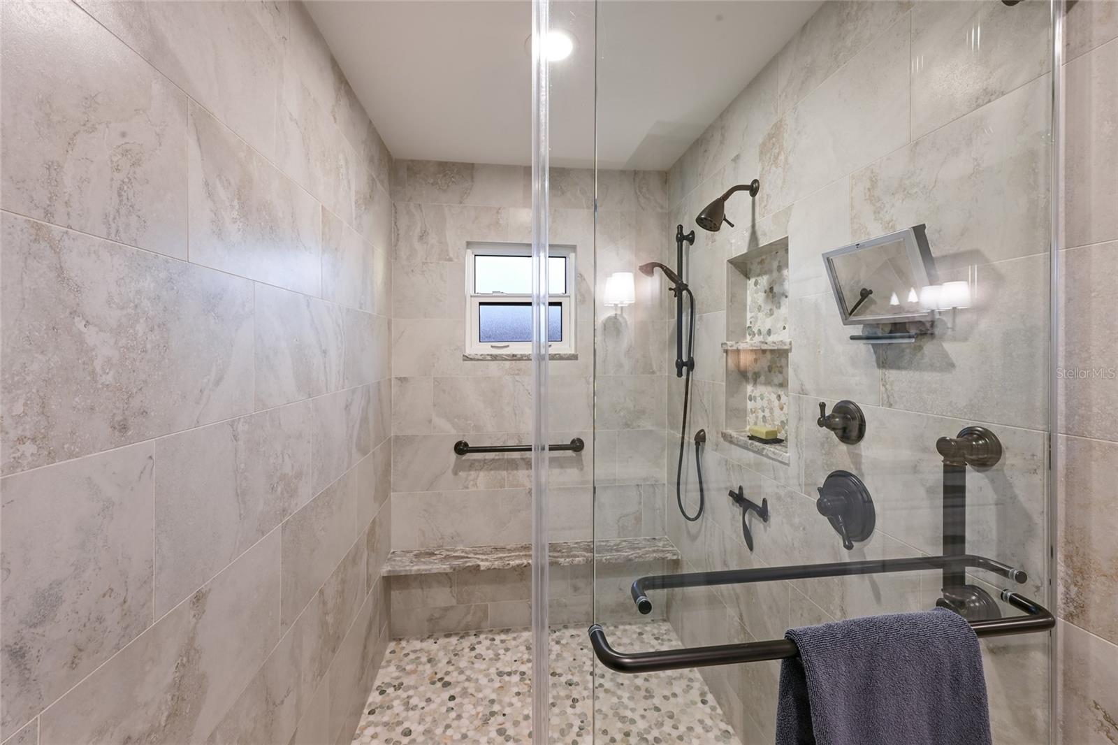 BELAIR BAYOU - Residential