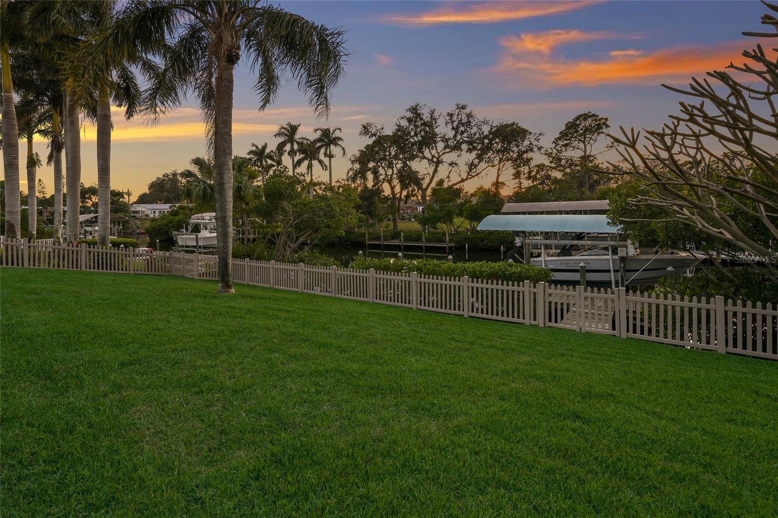 BELAIR BAYOU - Residential