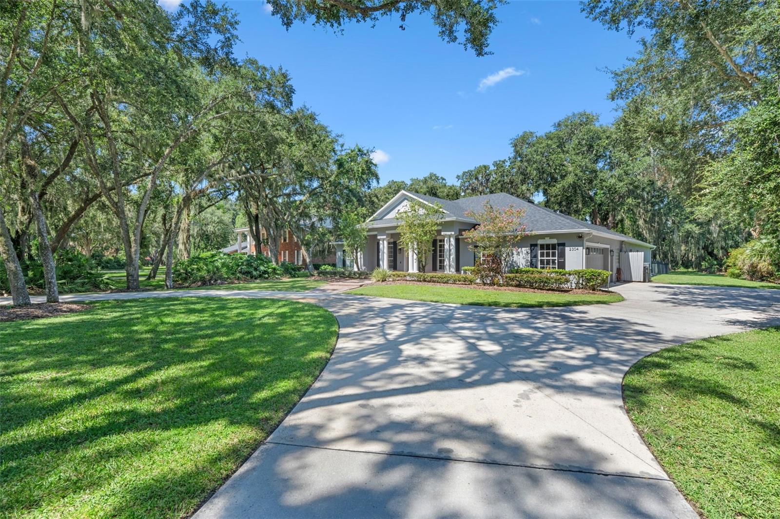 2304 INDIAN MOUND TRAIL