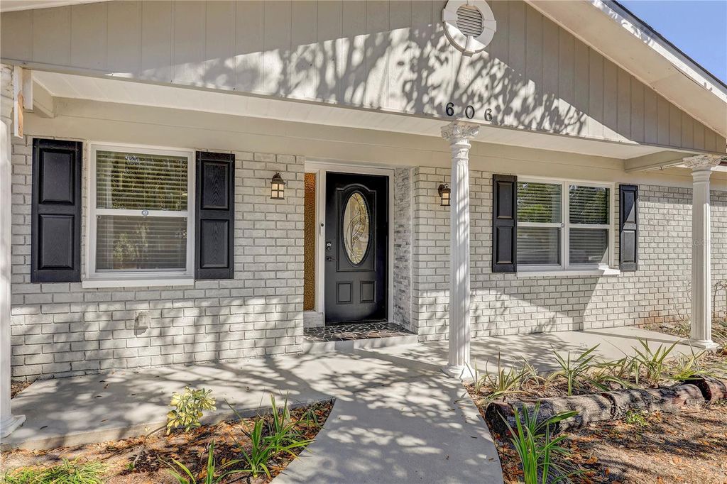 Photo of 606 Dali Drive, Brandon, FL 33511 (MLS # TB8460894)