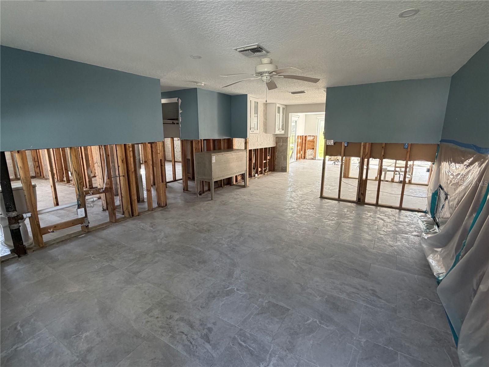 5428 DENVER STREET NE