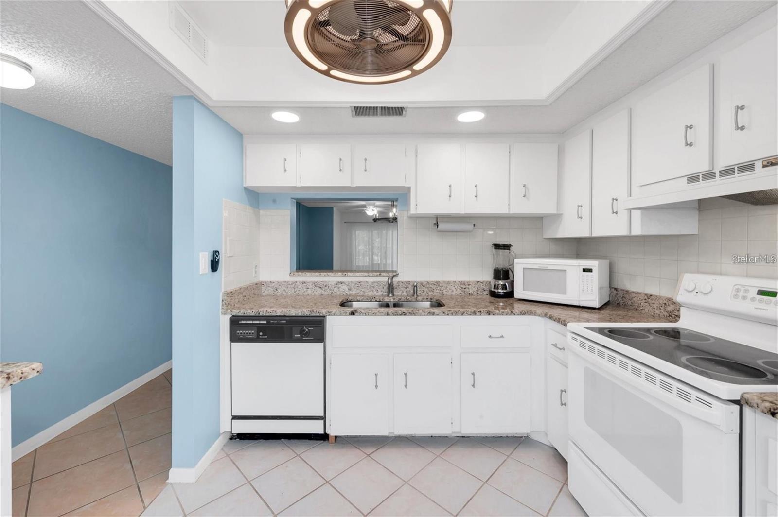 845 MAPLE COURT 103