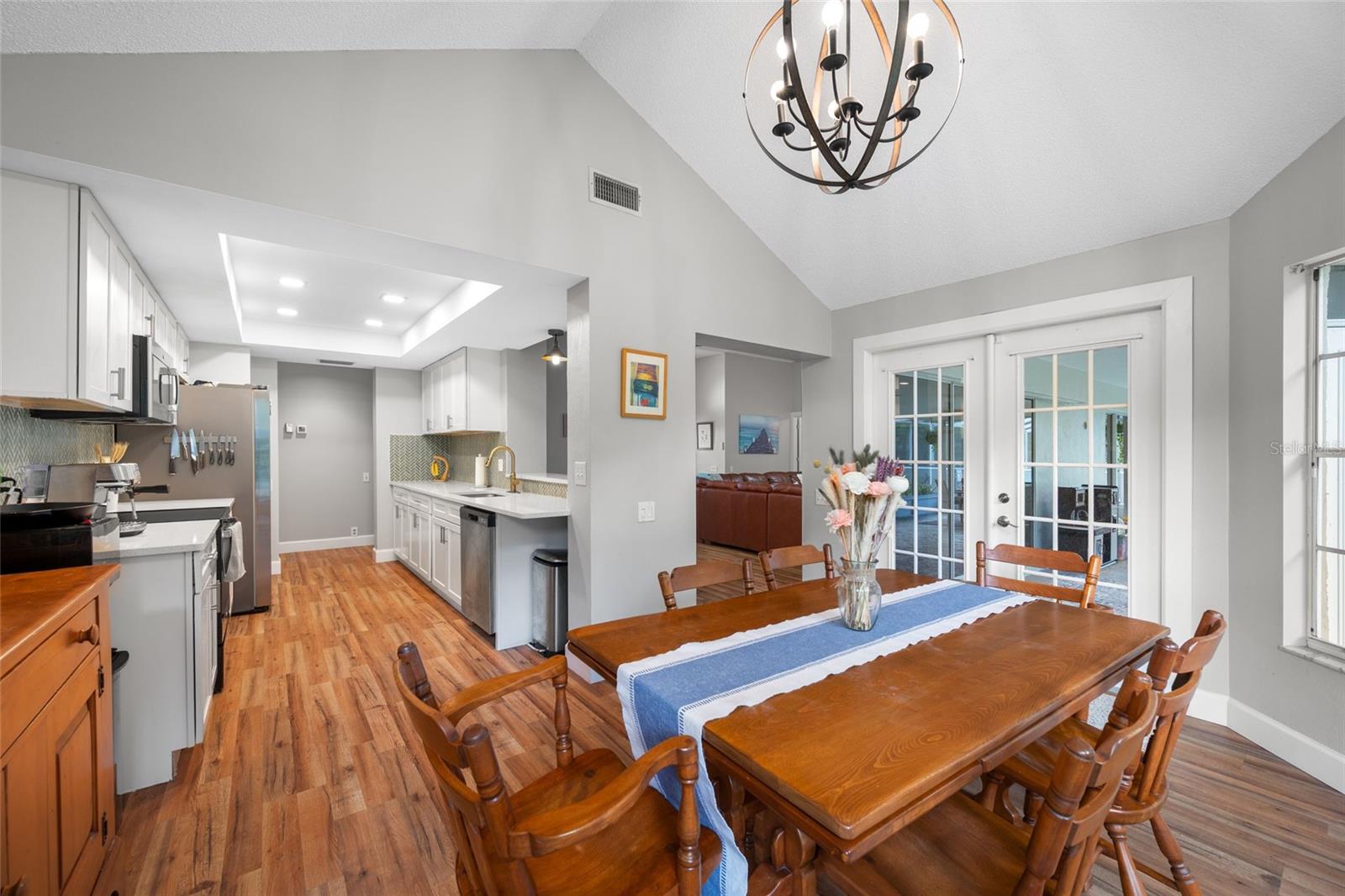 BERKLEY VILLAGE - Residential