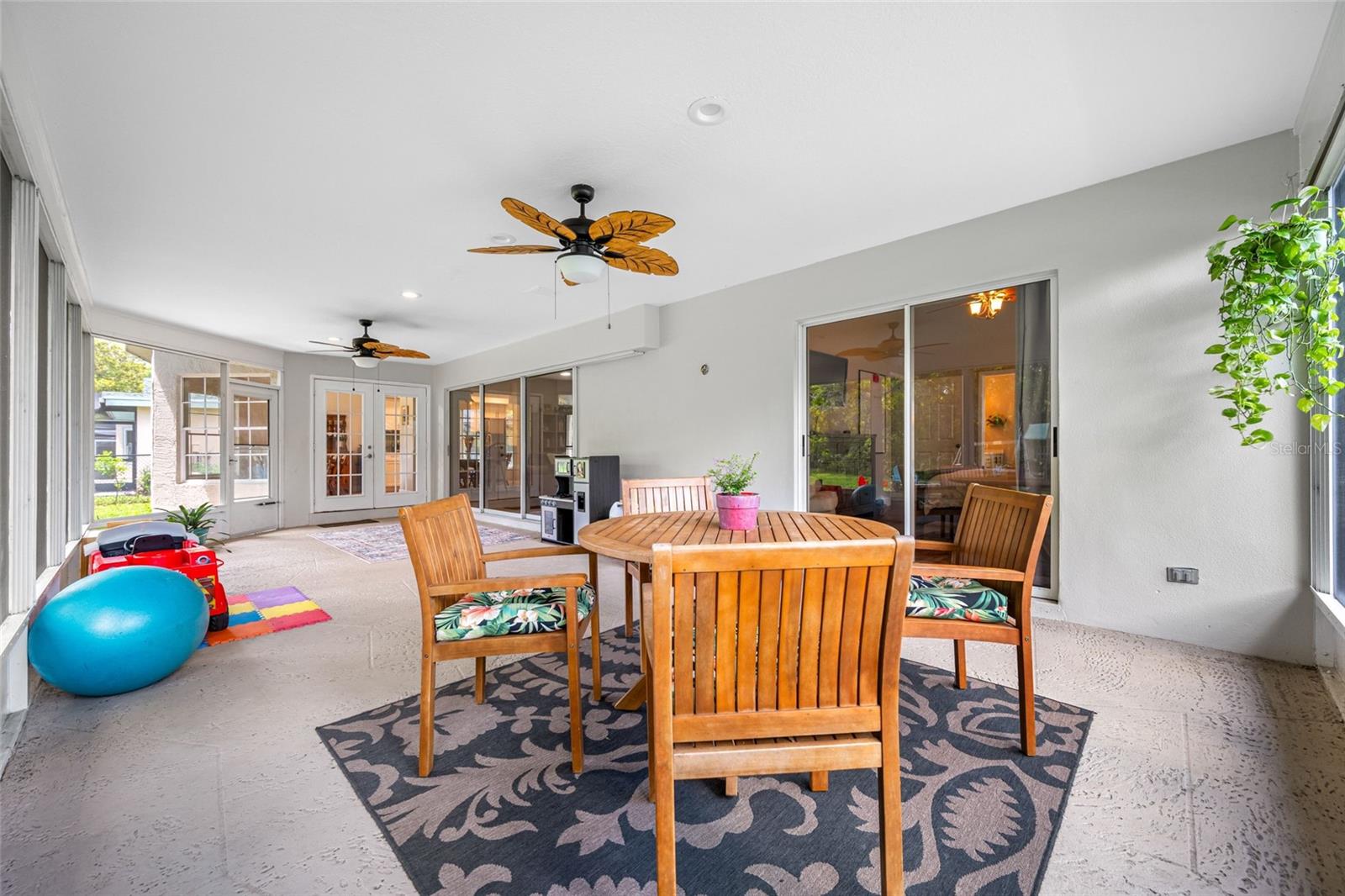 BERKLEY VILLAGE - Residential