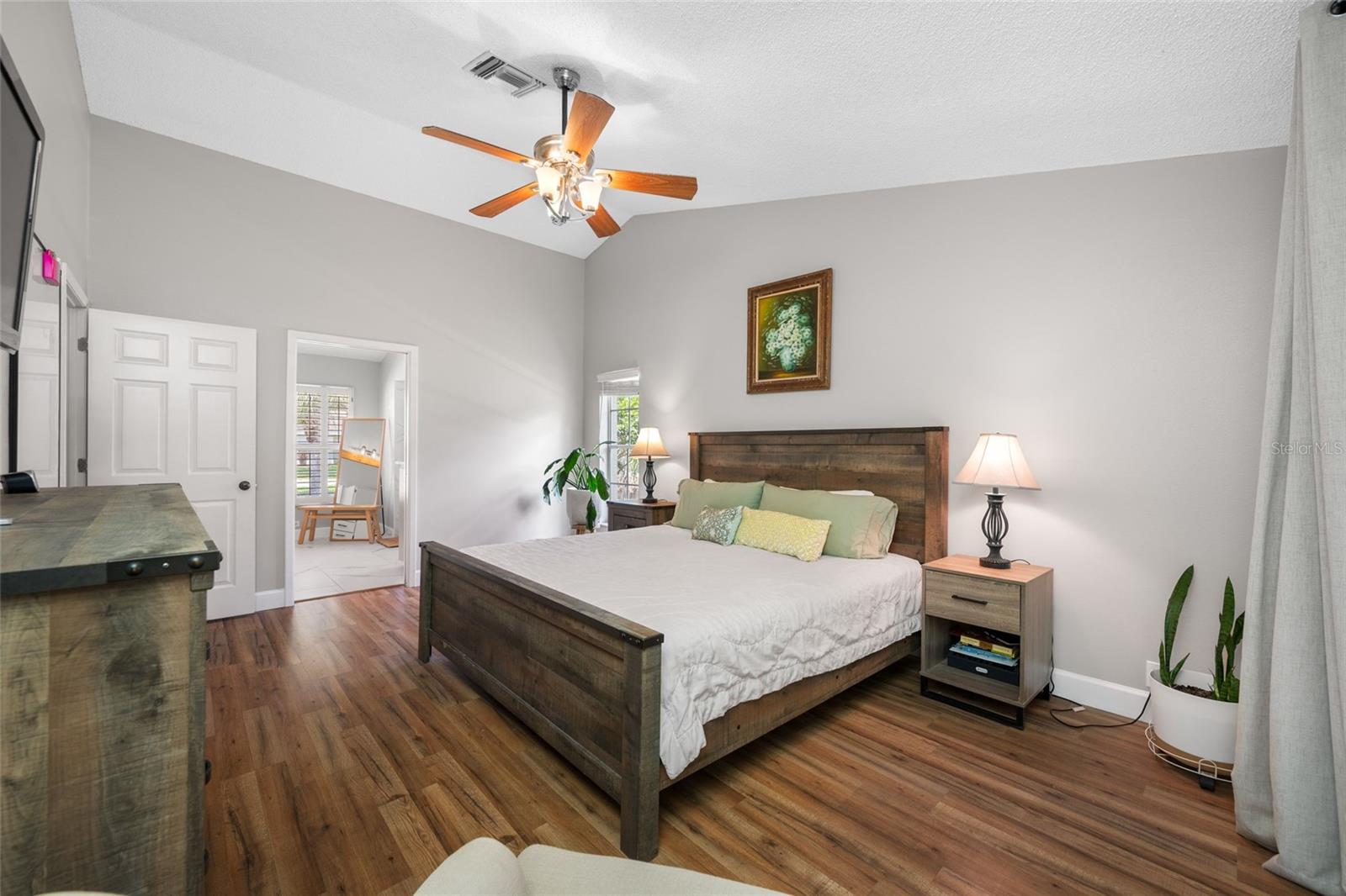 BERKLEY VILLAGE - Residential
