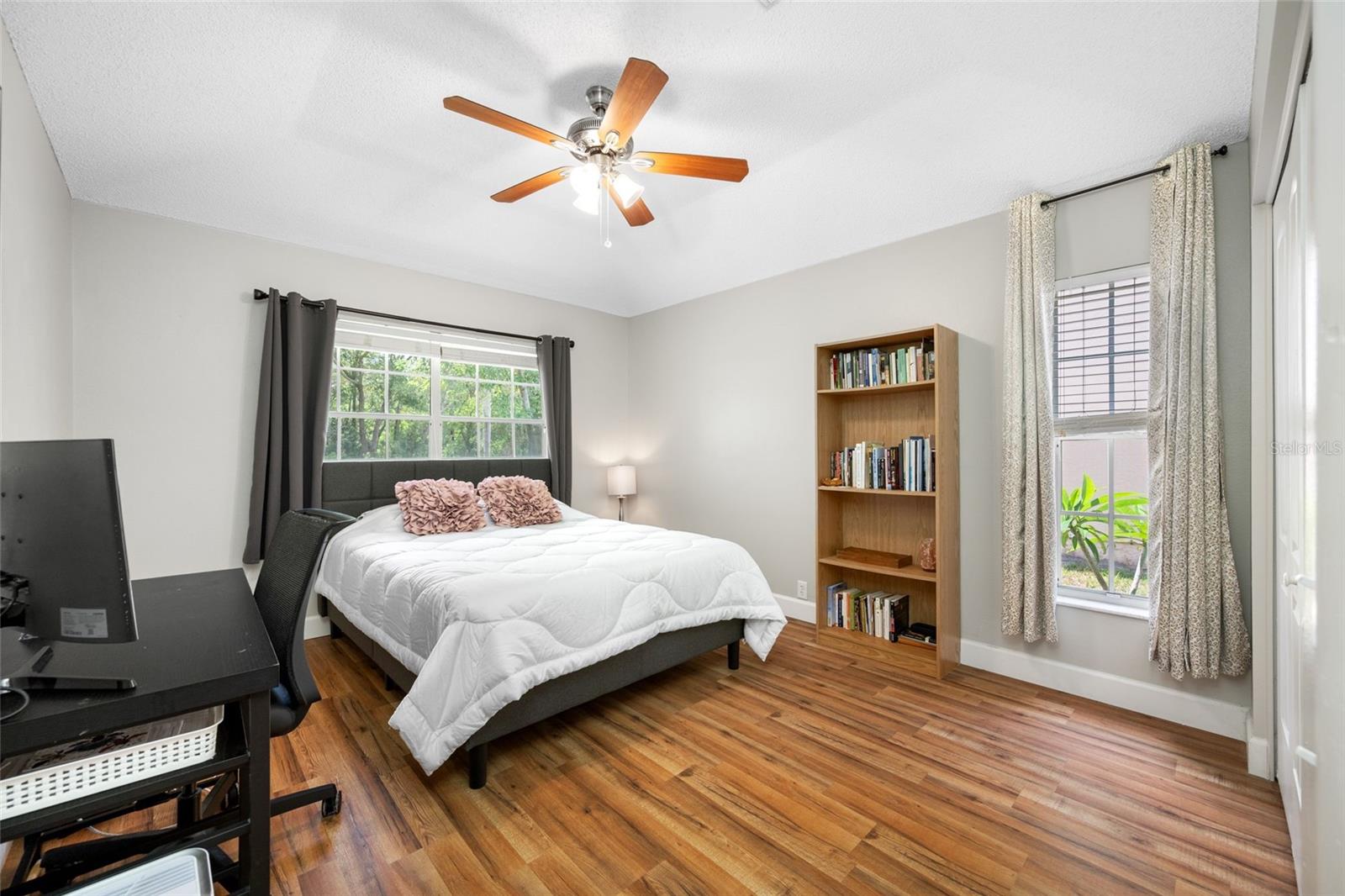 BERKLEY VILLAGE - Residential