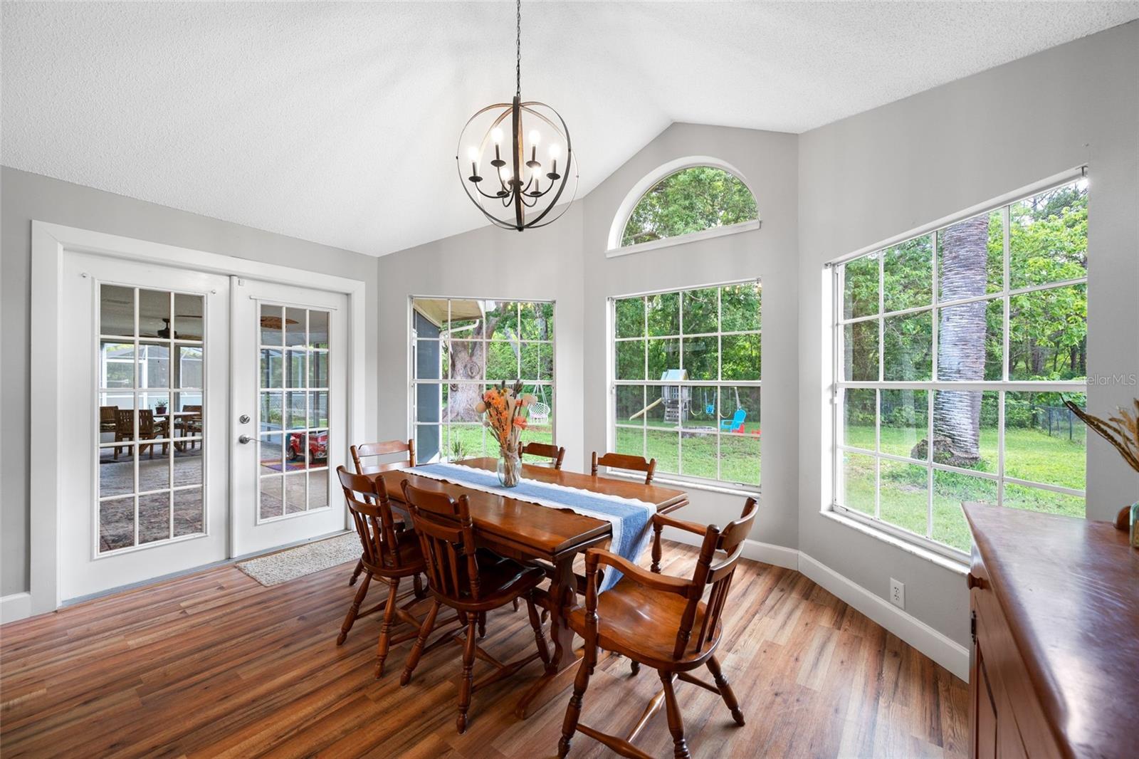 BERKLEY VILLAGE - Residential