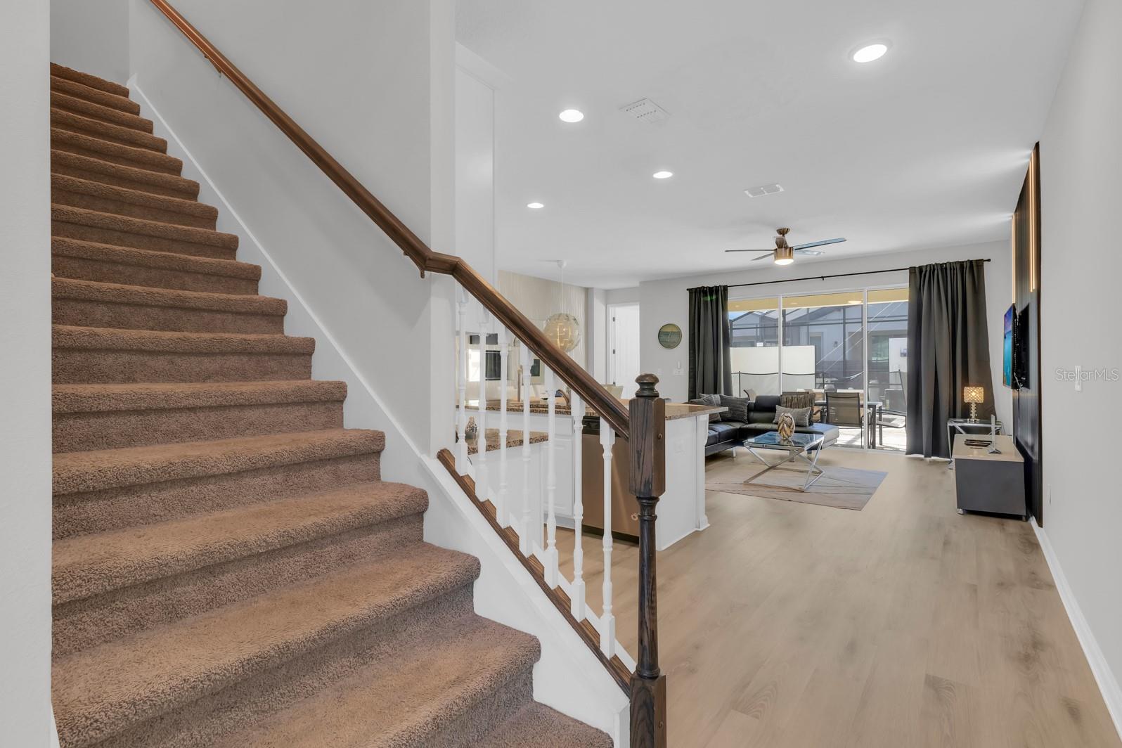 1542 CAREY PALM CIRCLE