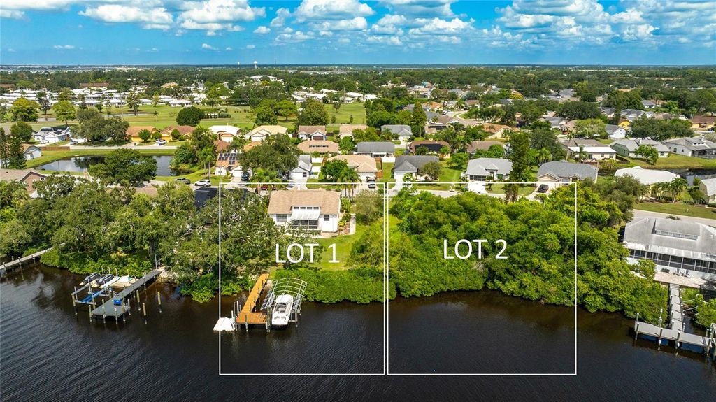 Photo of 4304 14th Avenue E, Bradenton, FL 34208 (MLS # A4666933)
