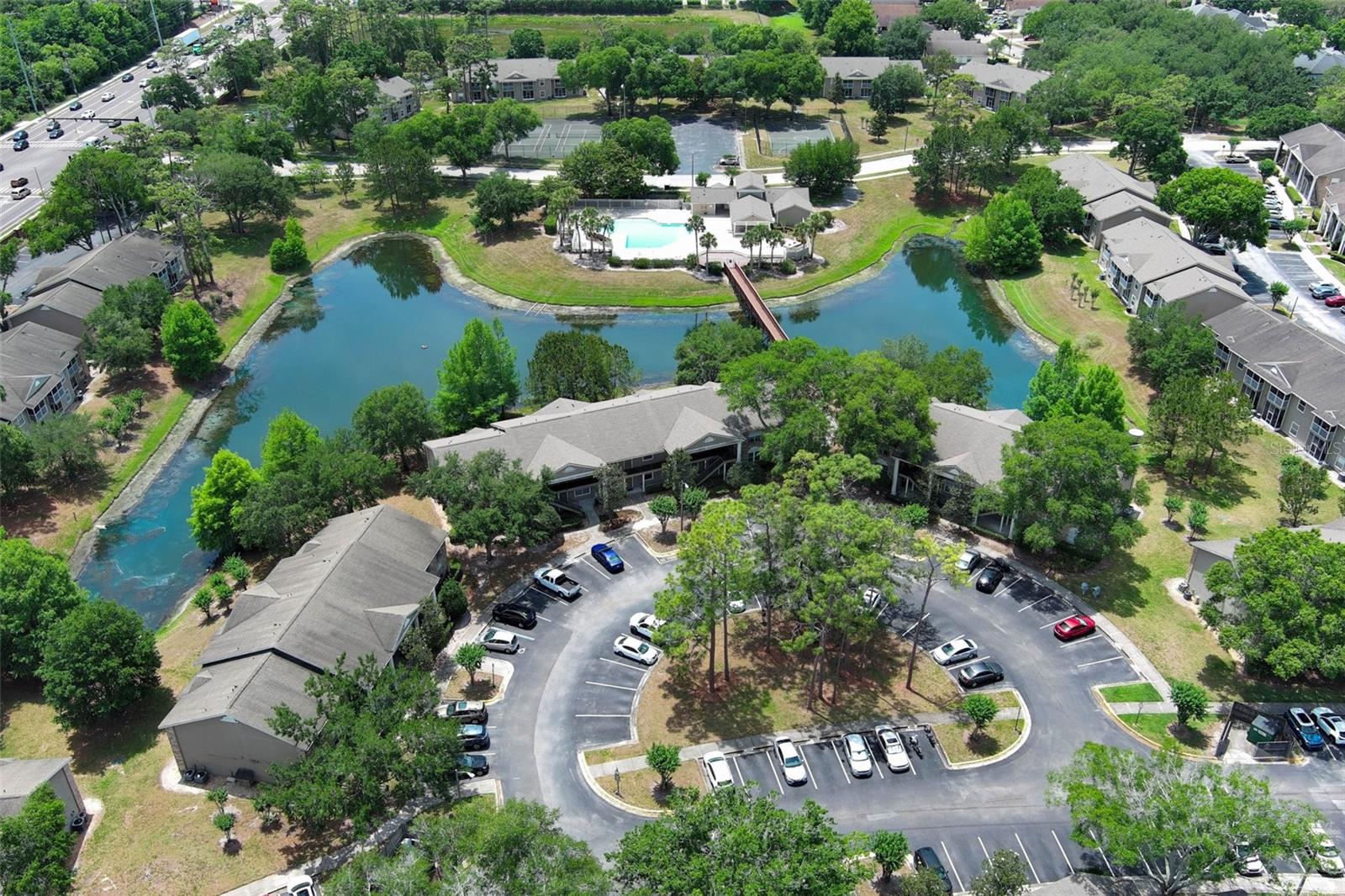HUNTERS RESERVE A CONDO - Residential