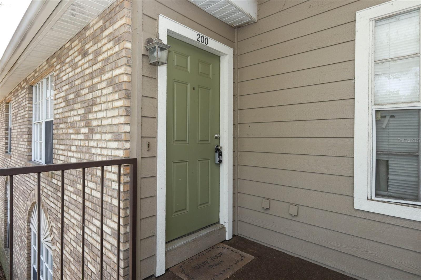 HUNTERS RESERVE A CONDO - Residential