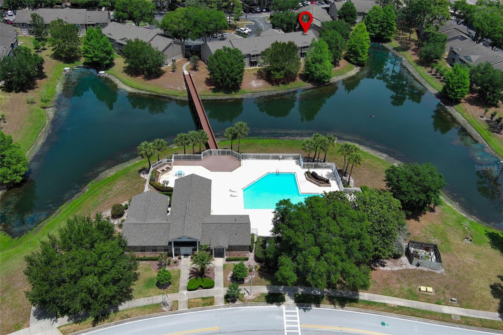 HUNTERS RESERVE A CONDO - Residential
