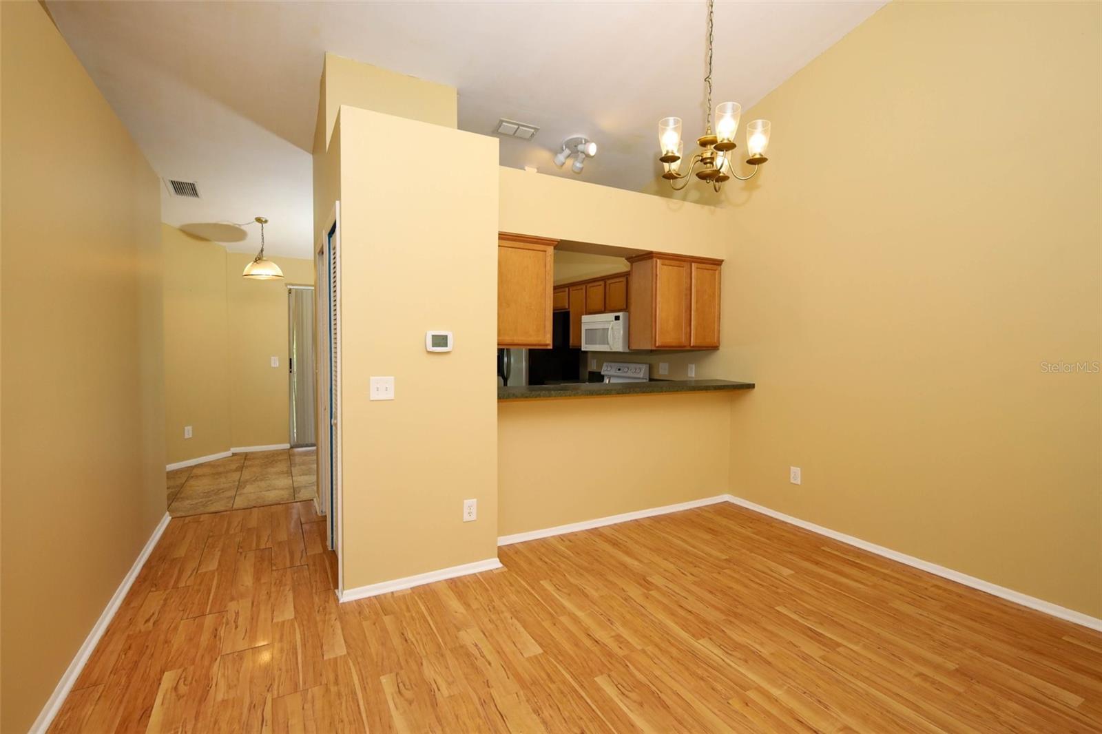 HUNTERS RESERVE A CONDO - Residential