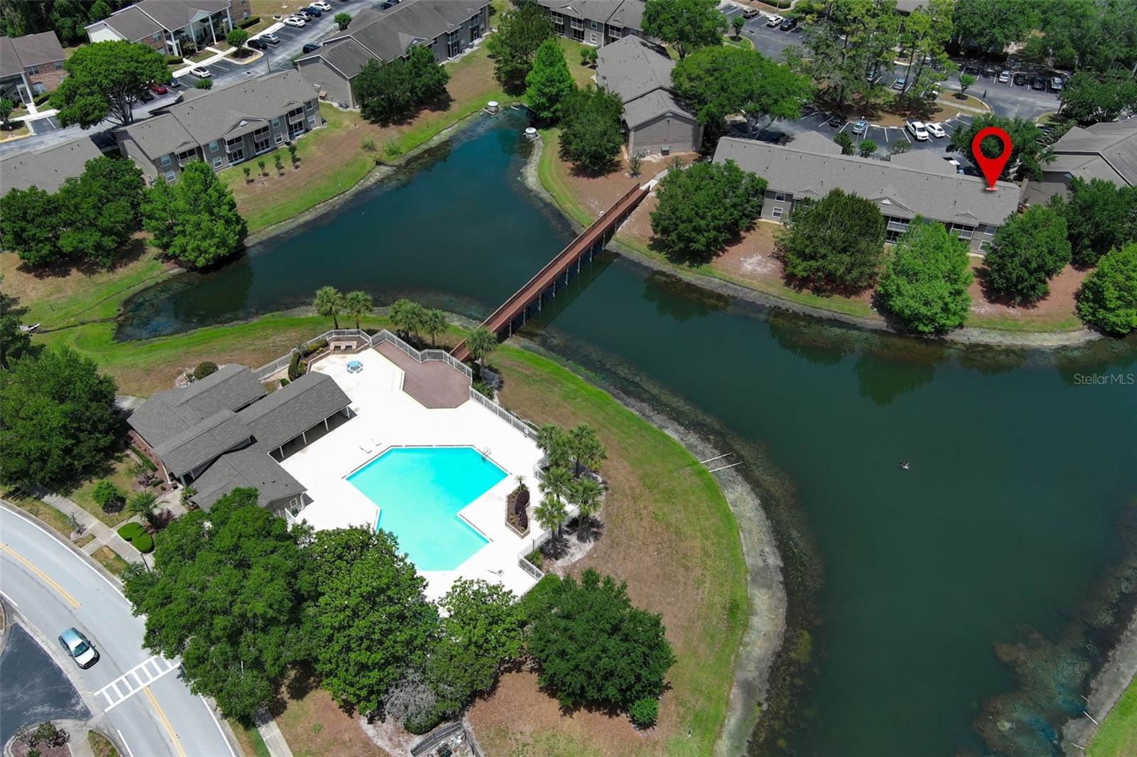 HUNTERS RESERVE A CONDO - Residential