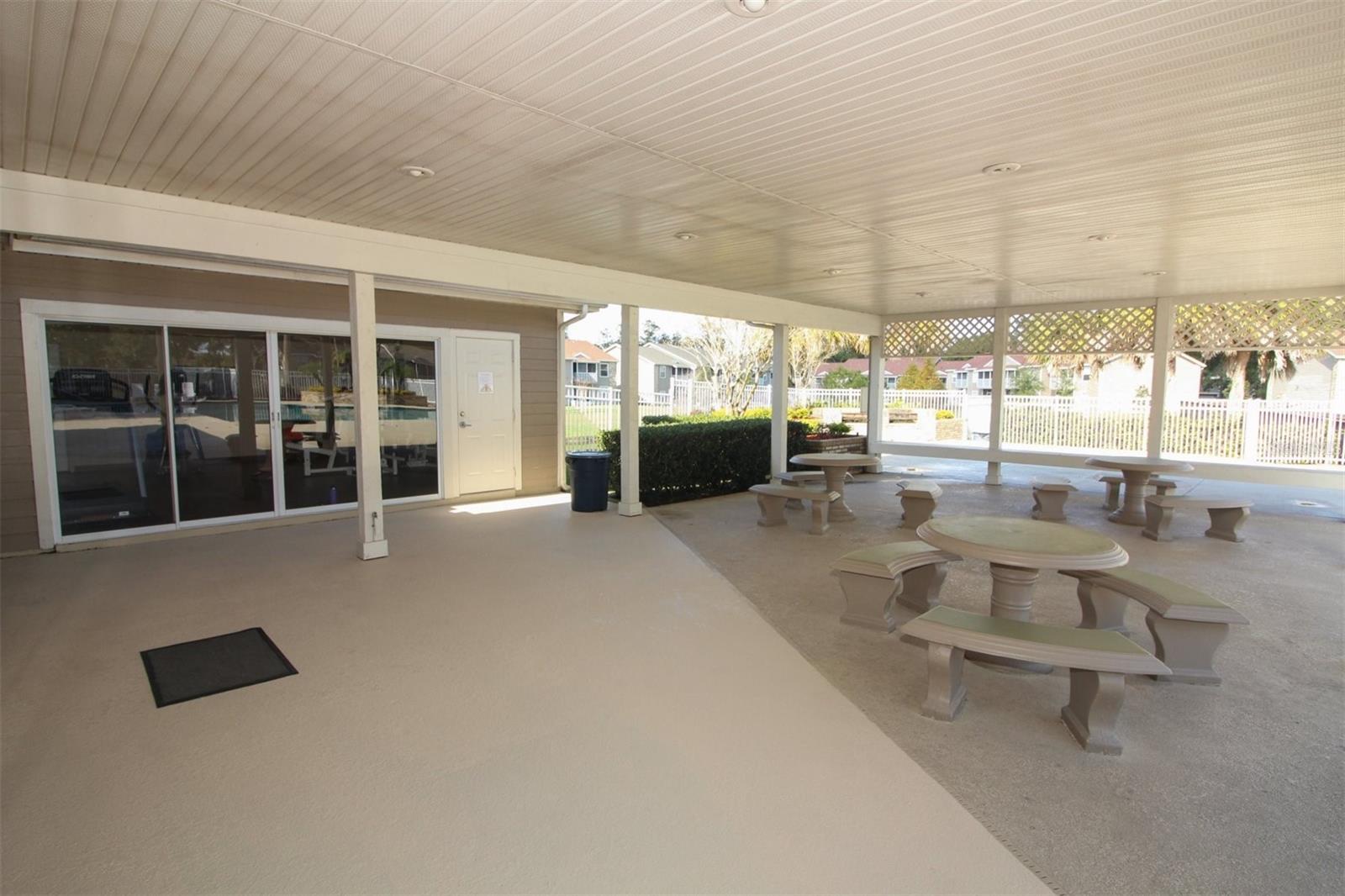 HUNTERS RESERVE A CONDO - Residential