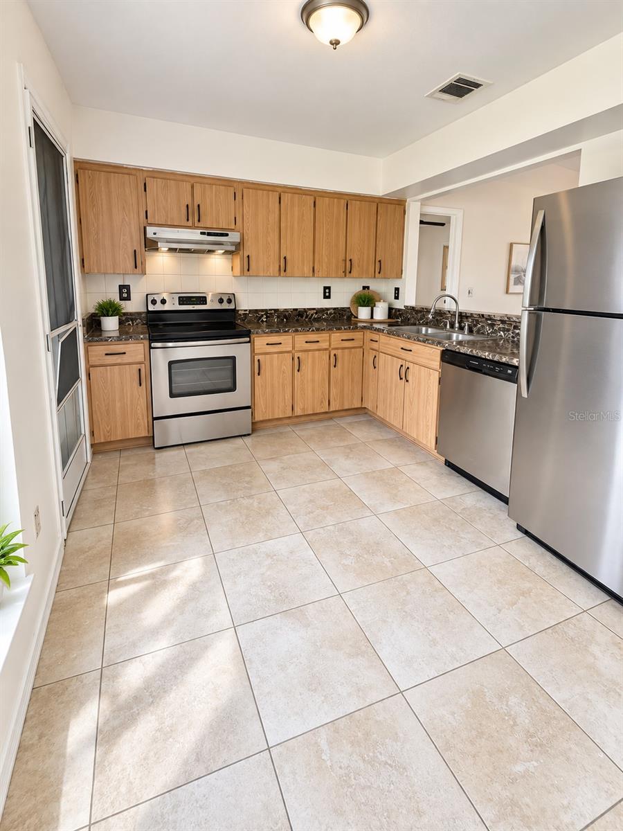 629 FRESNO COURT