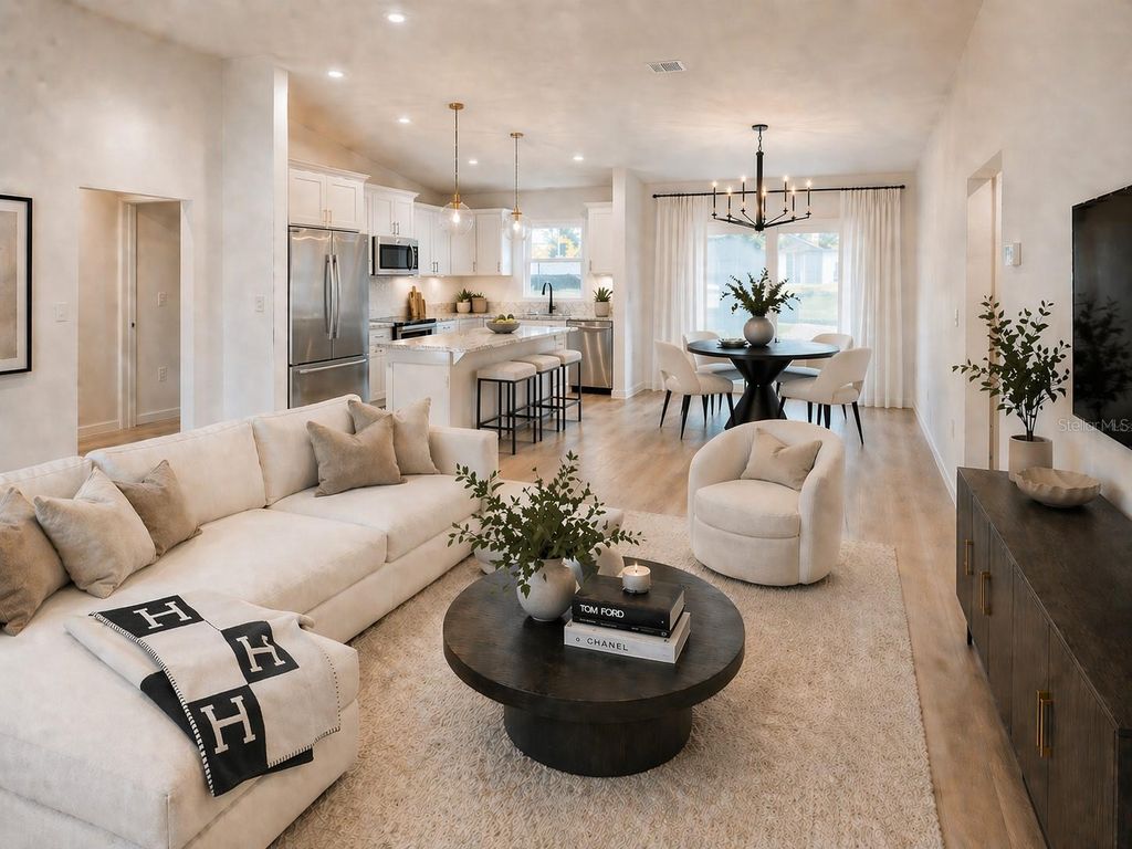 Photo of 11081 SW 107th Place, Dunnellon, FL 34432 (MLS # O6401442)