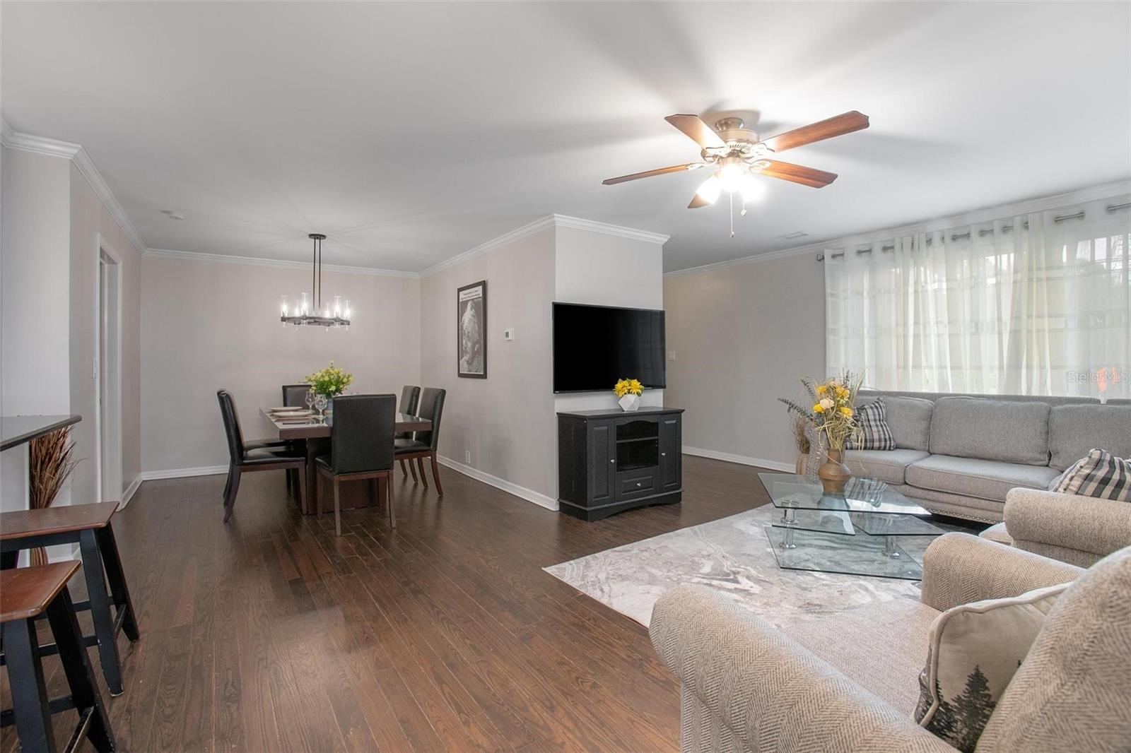 BALLARDS IN BLK 08 HOWRYS ADD DELAND - Residential