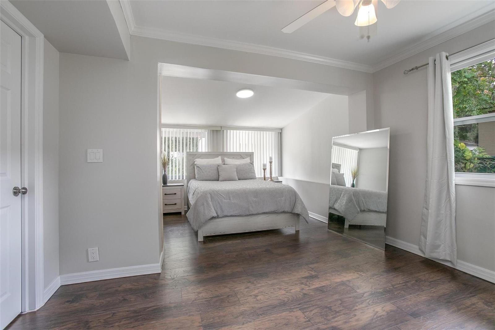 BALLARDS IN BLK 08 HOWRYS ADD DELAND - Residential