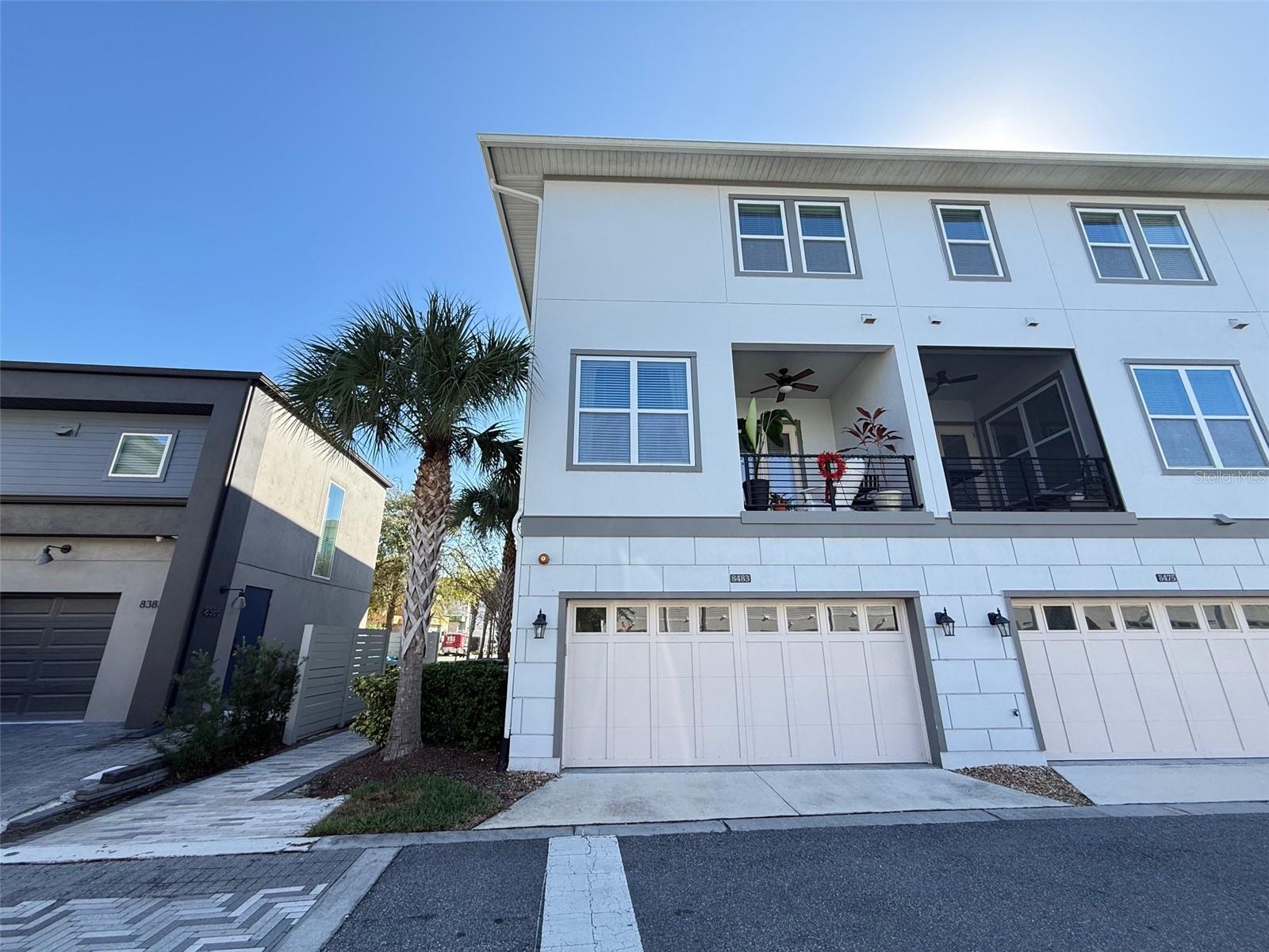 LAUREATE PARK NBRHD CENTER PH 1 - Residential