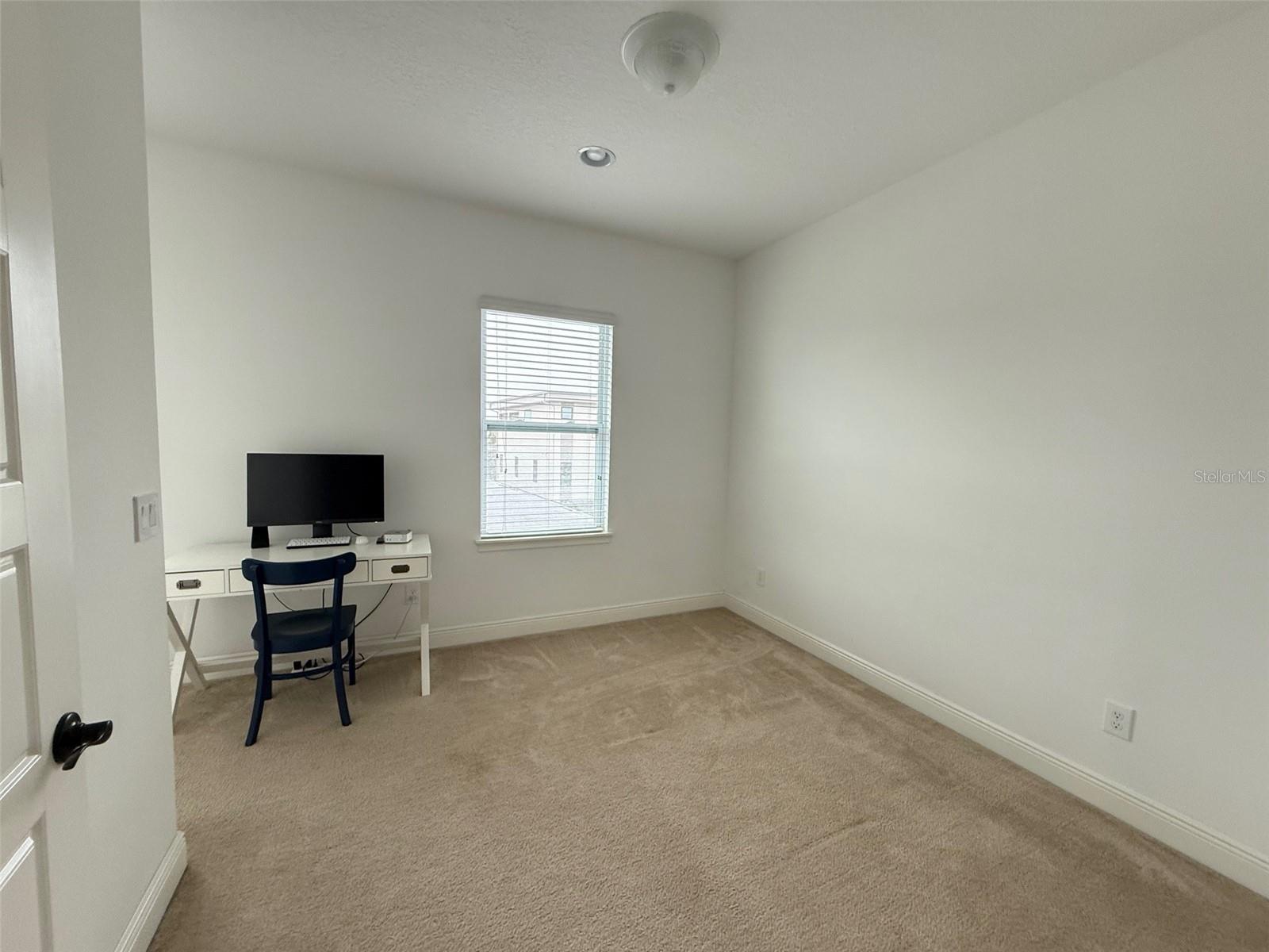 LAUREATE PARK NBRHD CENTER PH 1 - Residential