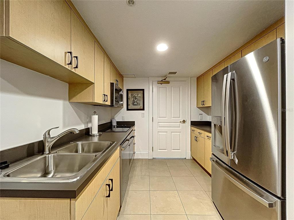 THE ALAGON ON BAYSHORE A CONDO - Residential
