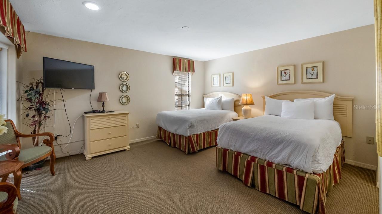 HOWEY MISSION SANTA CRUZ CONDO - Residential