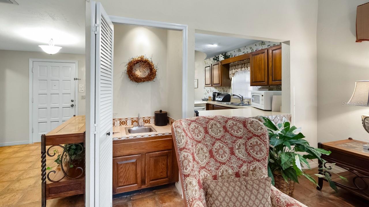 HOWEY MISSION SANTA CRUZ CONDO - Residential