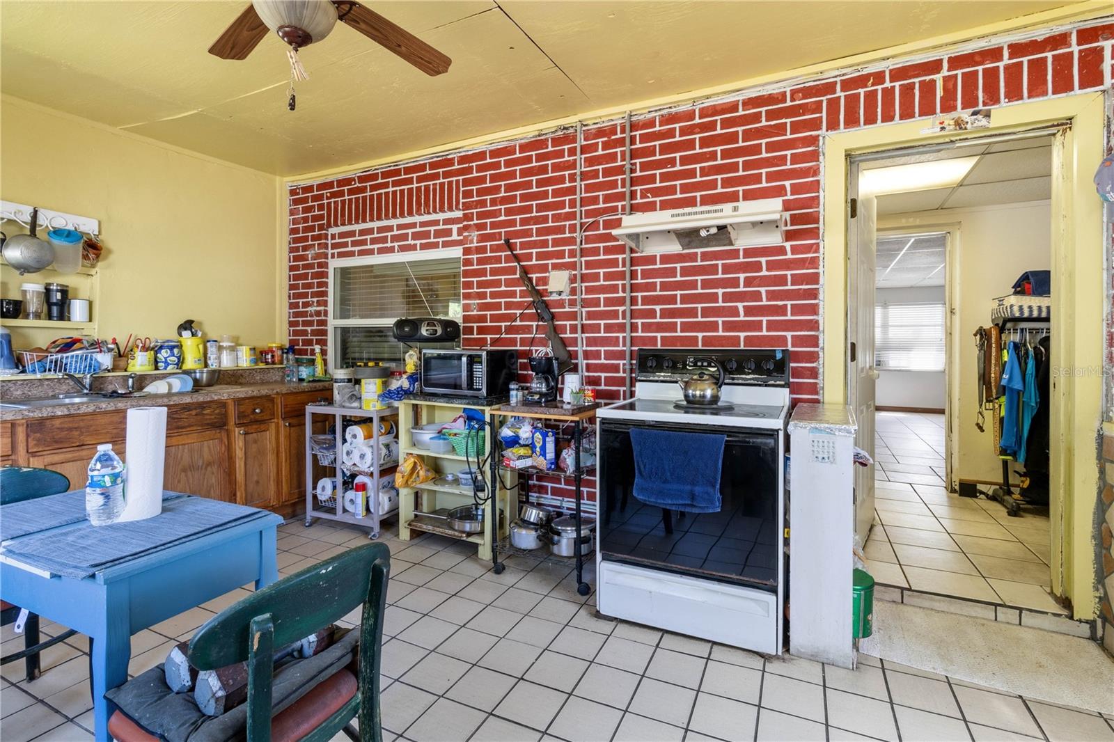 EDGEWOOD PARK - Residential