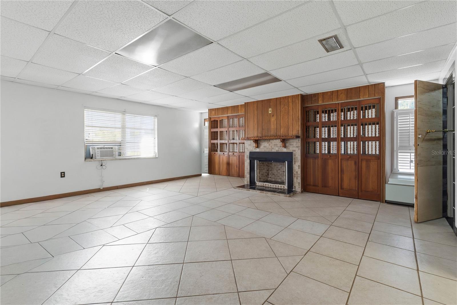 EDGEWOOD PARK - Residential