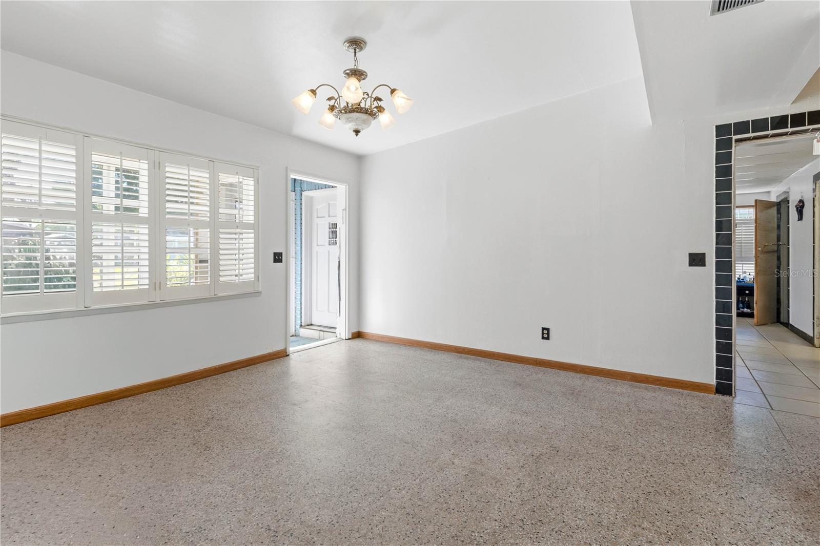 EDGEWOOD PARK - Residential